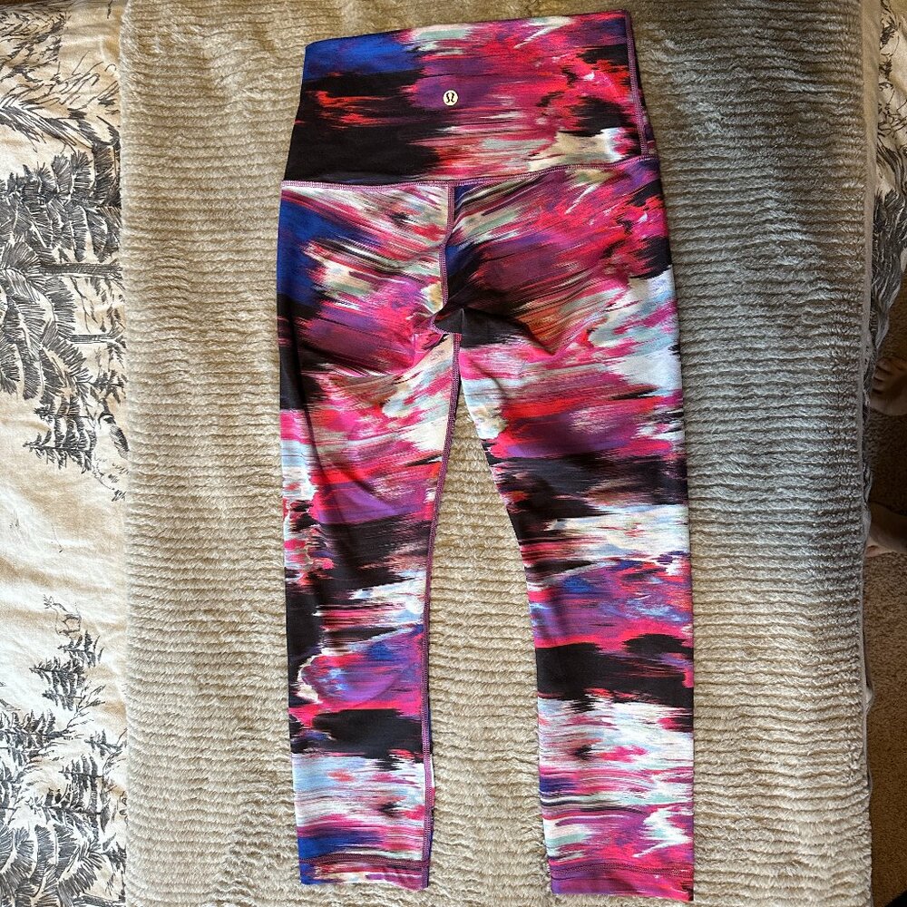 Women's small high rise ankle leggings tie dyed pattern